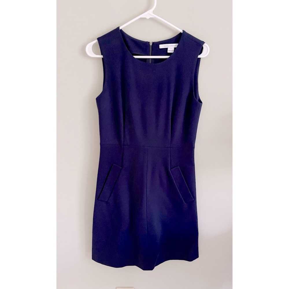 DVF blue sleeveless sheath dress back zipper size 6